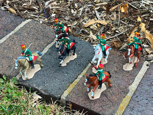DSG Toy Soldiers French Chasseurs of the Imperial Guard, blue uniform (6 mounted)