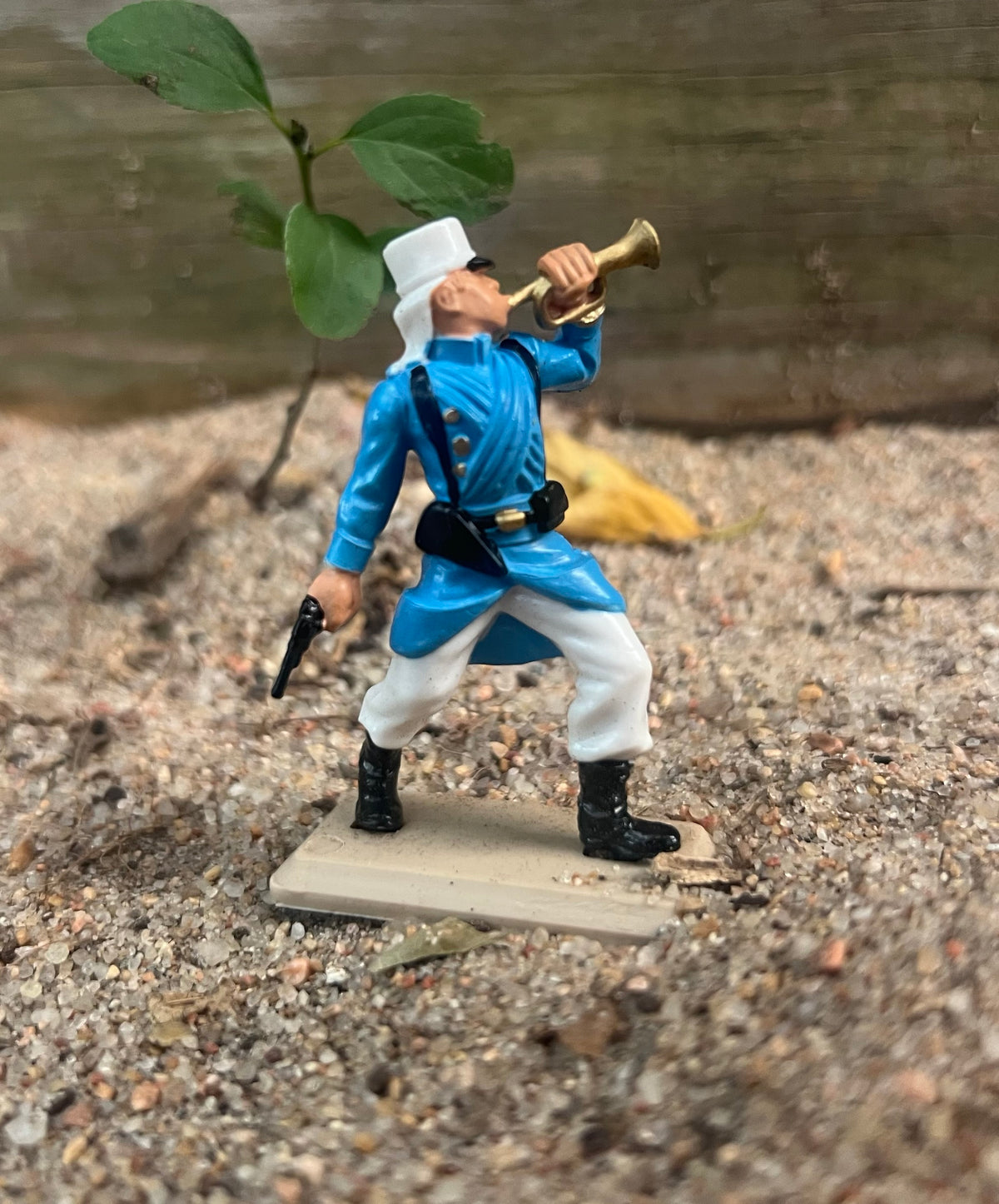 DSG Toy Soldiers French Foreign Legion Playset (foot + mounted + supply wagon)