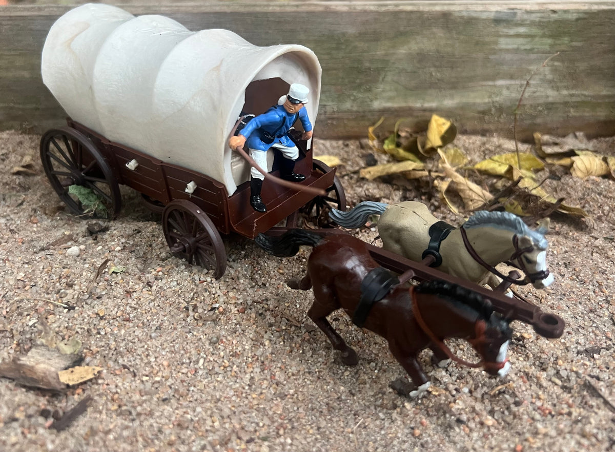 DSG Toy Soldiers French Foreign Legion Playset (foot + mounted + supply wagon)