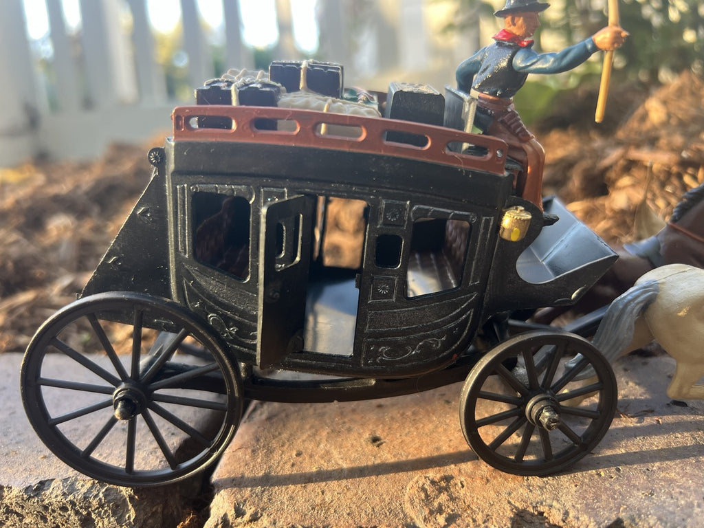 DSG Toy Soldiers Wild West Stagecoach, 4 horses + driver
