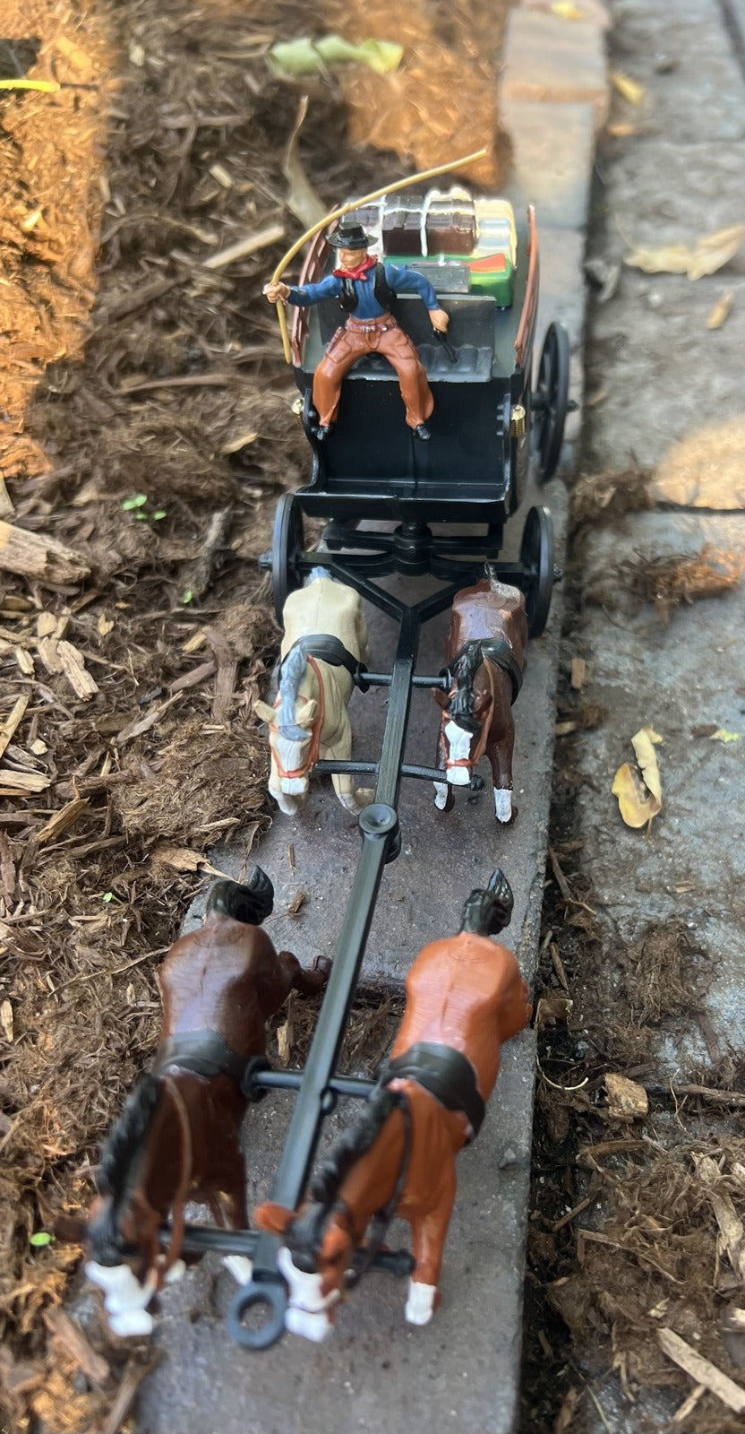 DSG Toy Soldiers Wild West Stagecoach, 4 horses + driver
